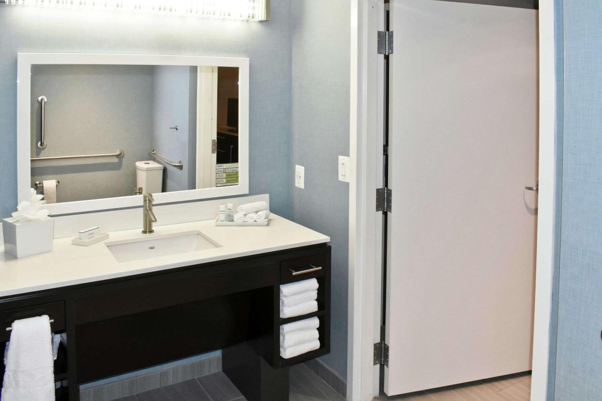Home2 Suites By Hilton Charles Town Esterno foto
