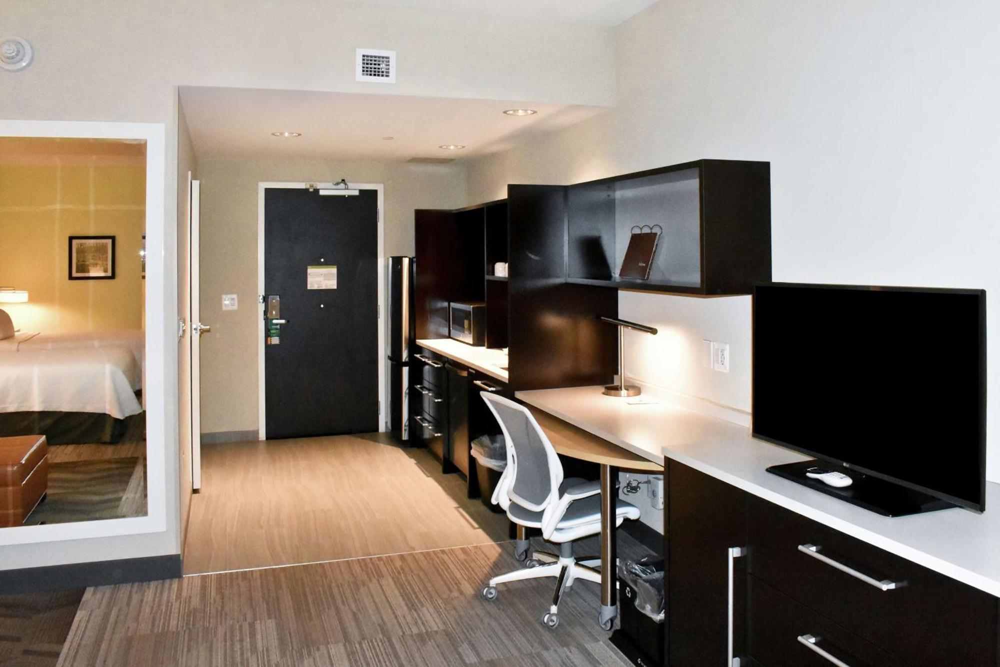 Home2 Suites By Hilton Charles Town Esterno foto